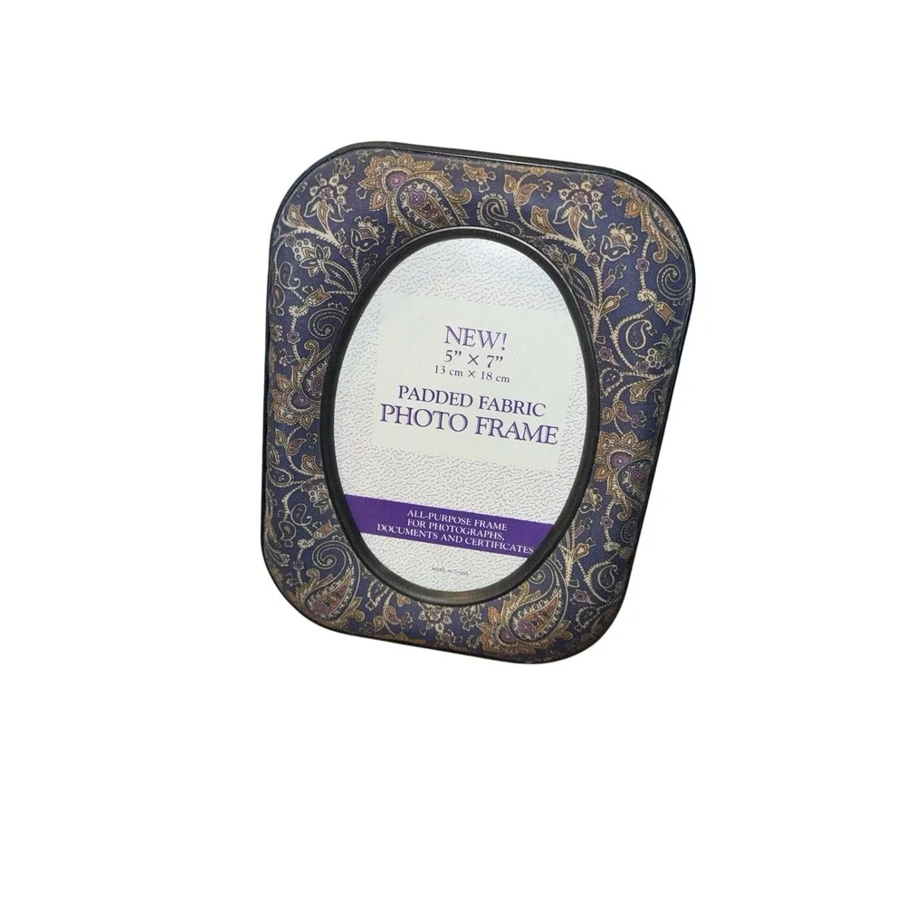 Paisley Padded Fabric Photo Frame 5x7 Oval Opening Multicolor Tabletop Picture